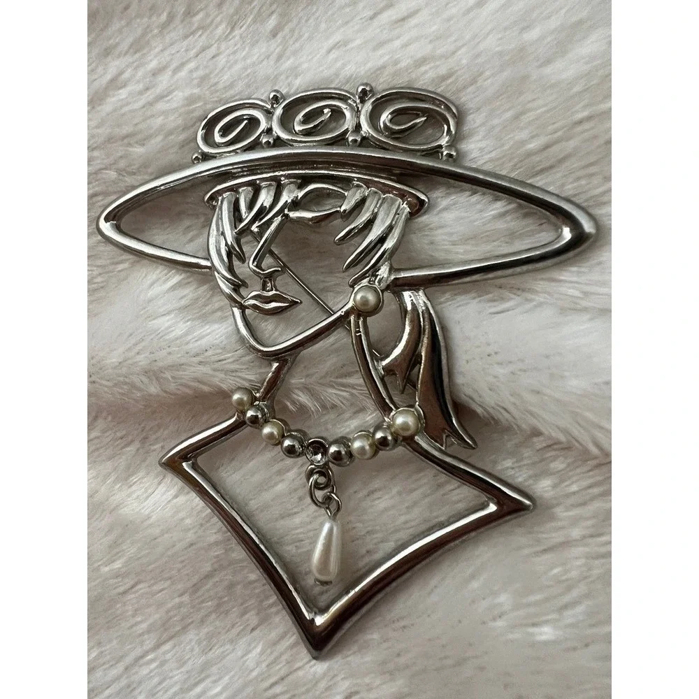 N/A vintage figural